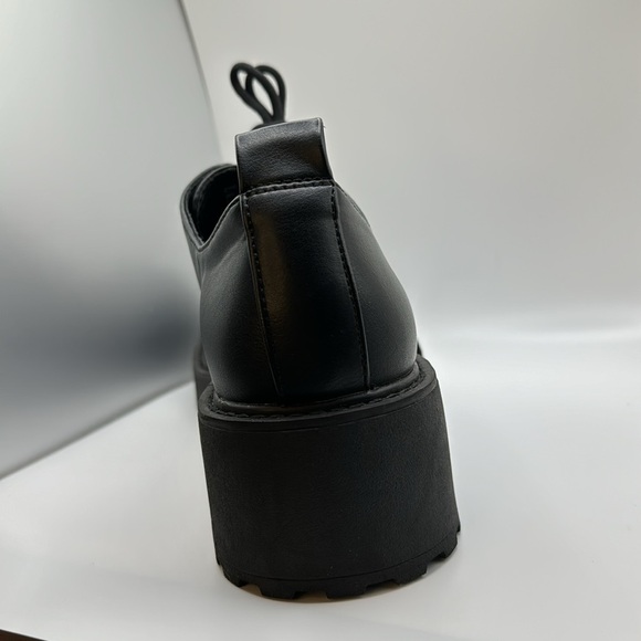 BLACK OXFORD SZ 9 Madden Girl brand new chunky heels four laces closed in shoes - Picture 5 of 11